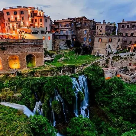 Cinnamon House Apartment